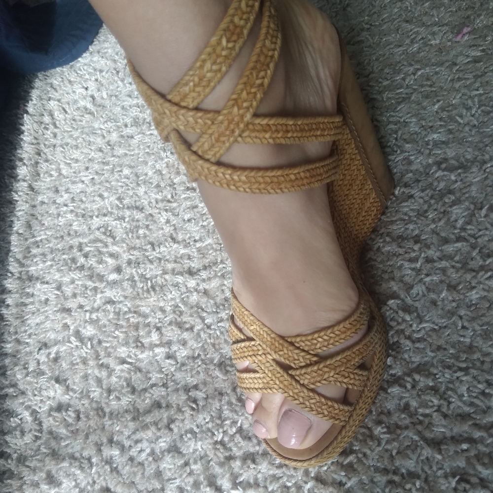 Stuart weitzman wedge sandals